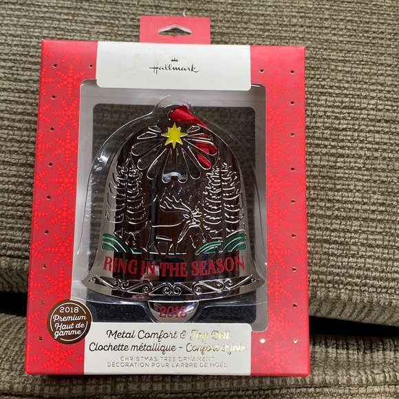 Hallmark metal comfort and joy bell - Picture 1 of 3